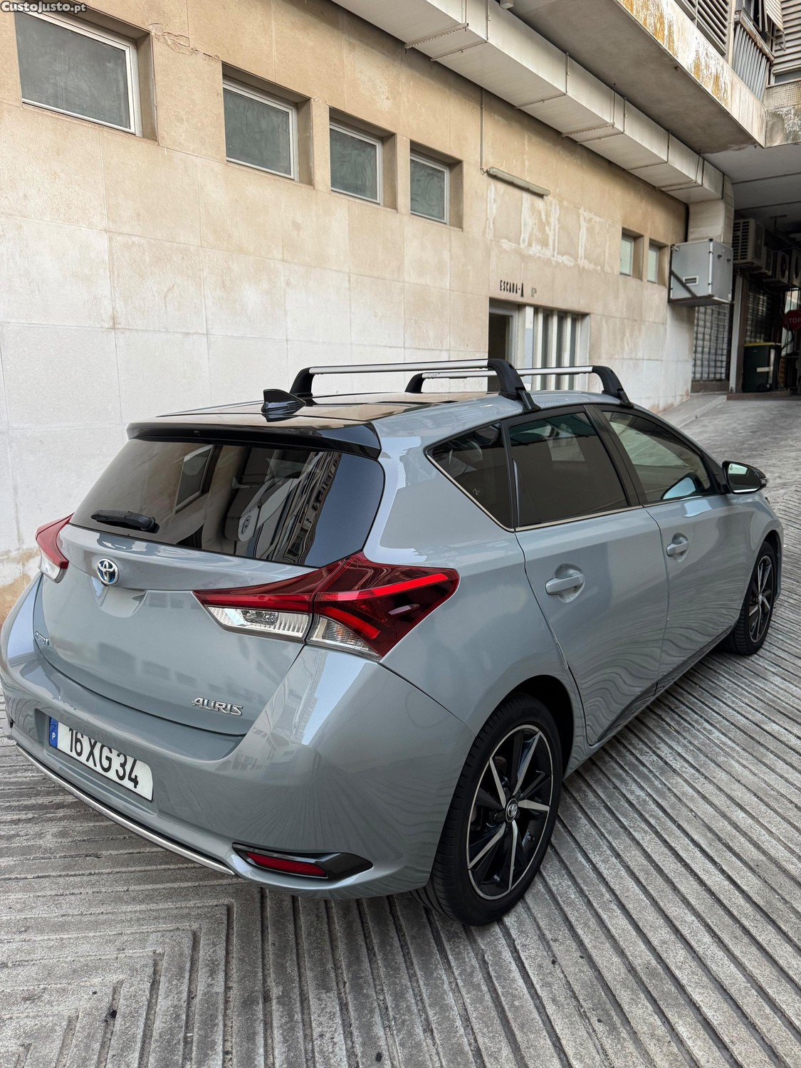 Toyota Auris Auris Hybrid 1.8 HSD Active - 19 — photo 2