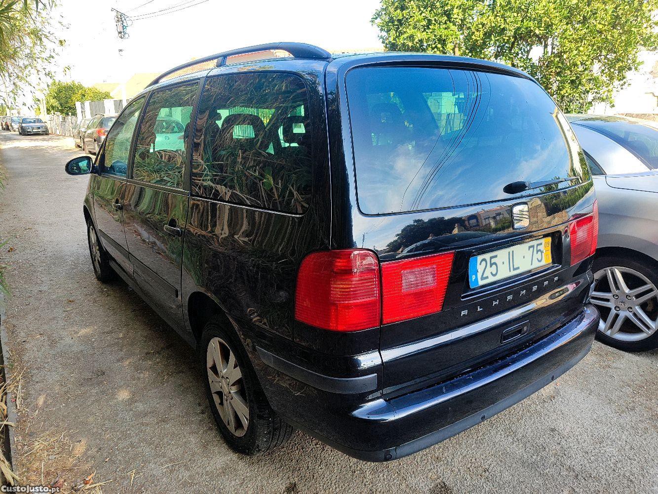Seat Alhambra 2.0 TDI Reference - 09 foto 2