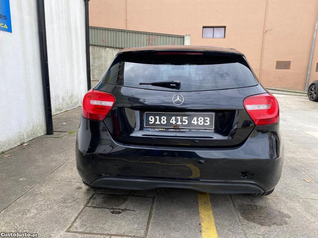 Mercedes-Benz A 220 CDi BlueEfficiency Aut. — fotografia 4