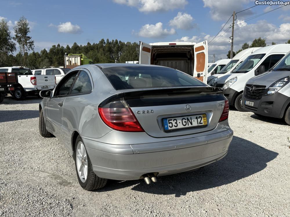 Mercedes-Benz C 220 CDi Sport Coupé Cla - 03 — photo 3