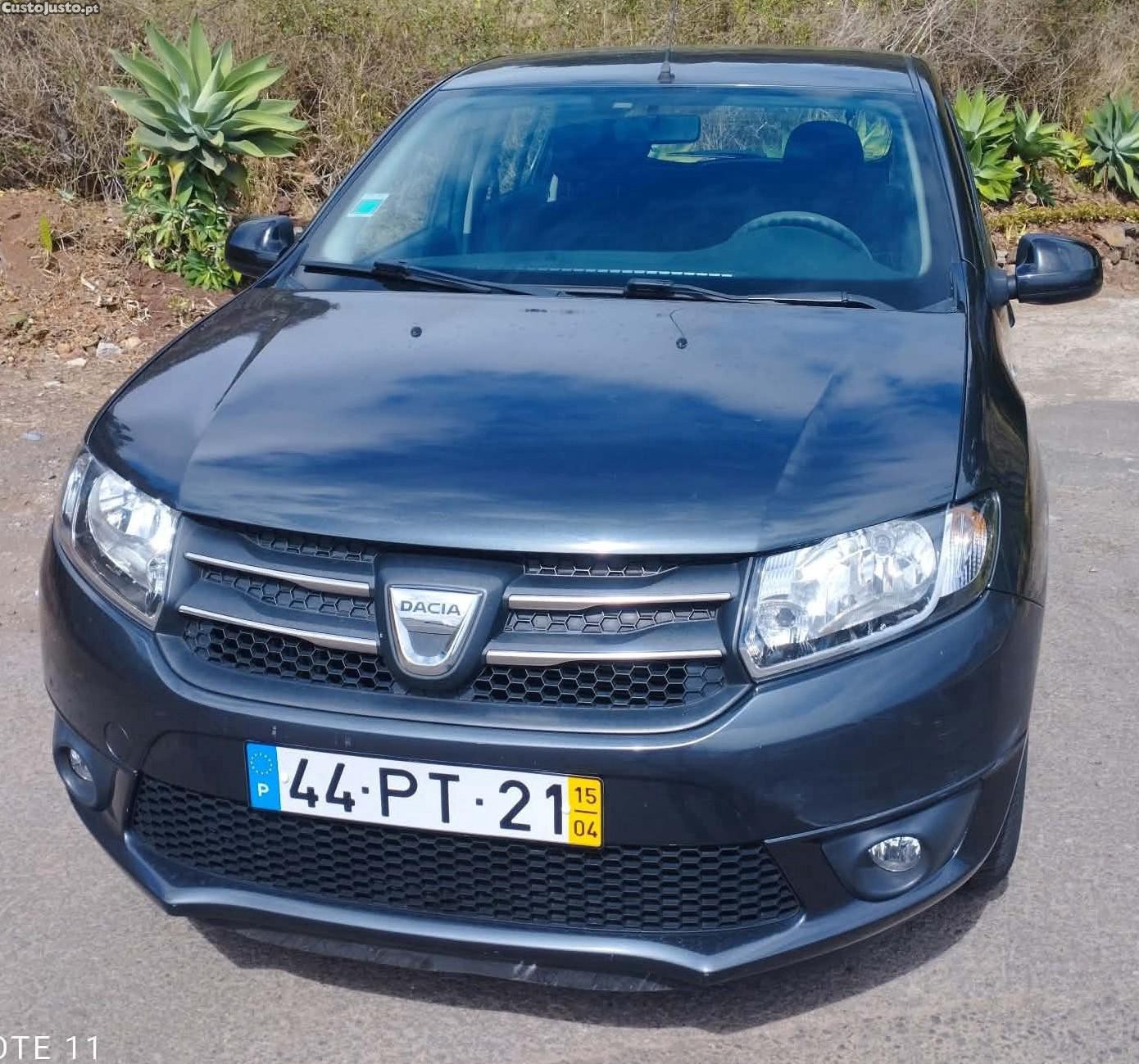 Dacia Sandero 0.9 turbo 90 cv 2015 (motor RENAULT) — photo 2