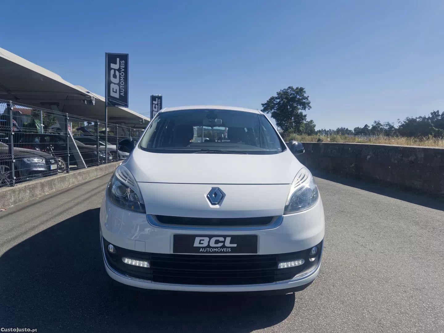 Renault Grand Scénic 1.6 dci dynamique s ss — photo 2