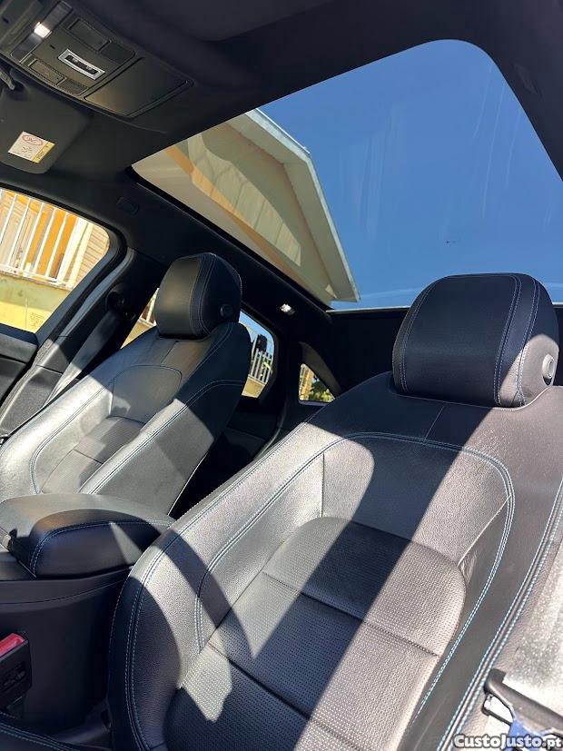 Jaguar E-Pace R-Dynamic S — fotografia 3