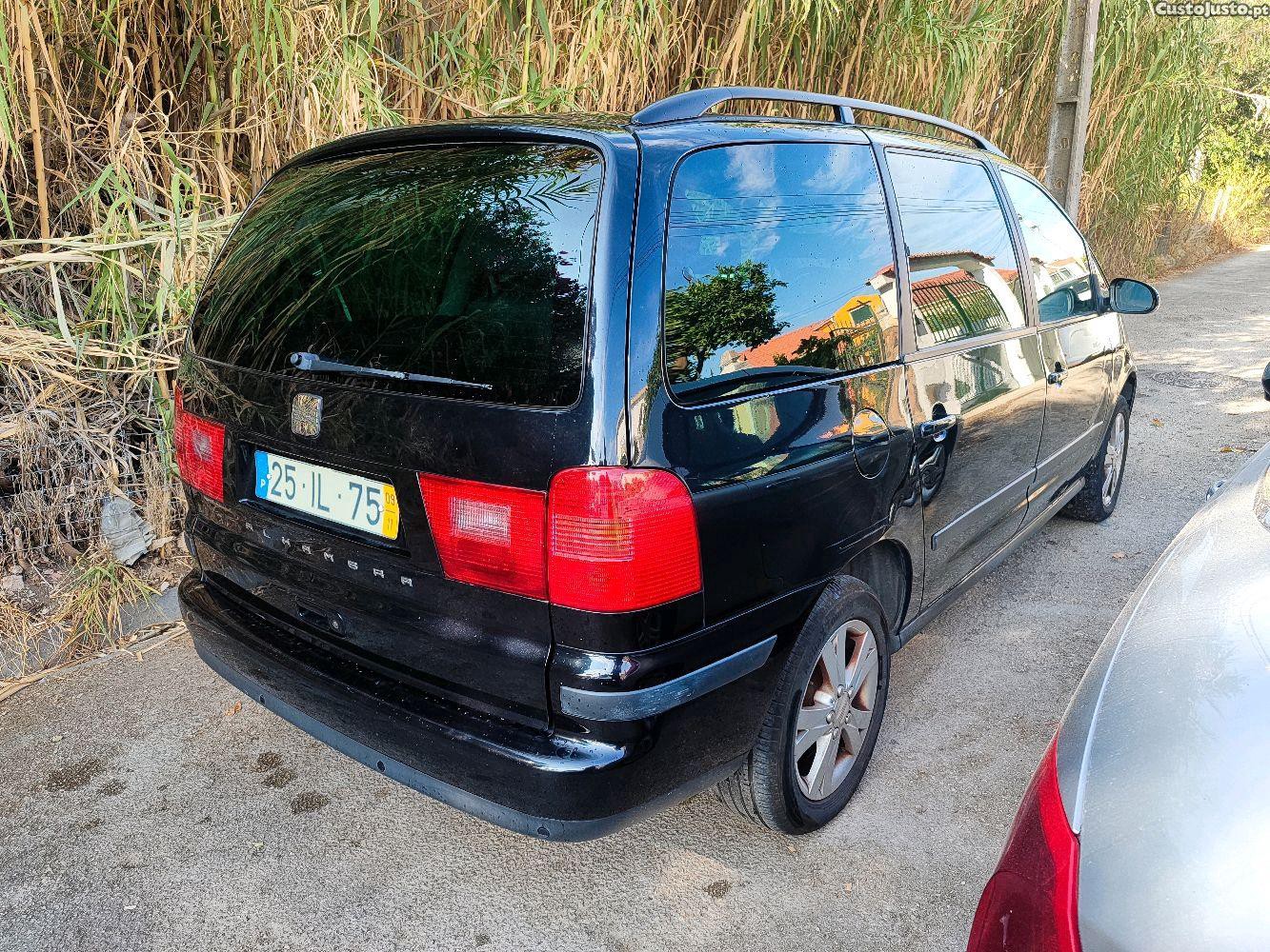 Seat Alhambra 2.0 TDI Reference - 09 foto 4