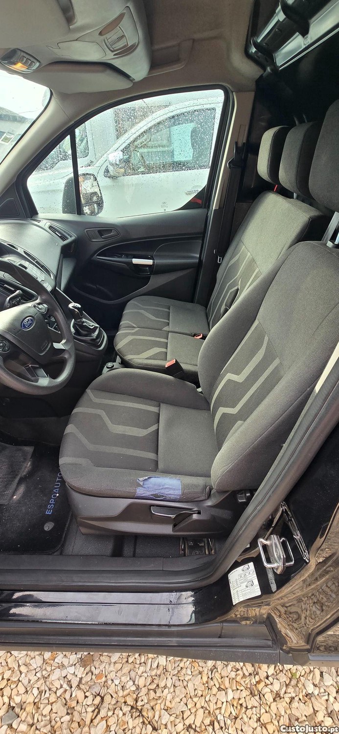 Ford Transit connect 3 lugares - 17 — photo 5