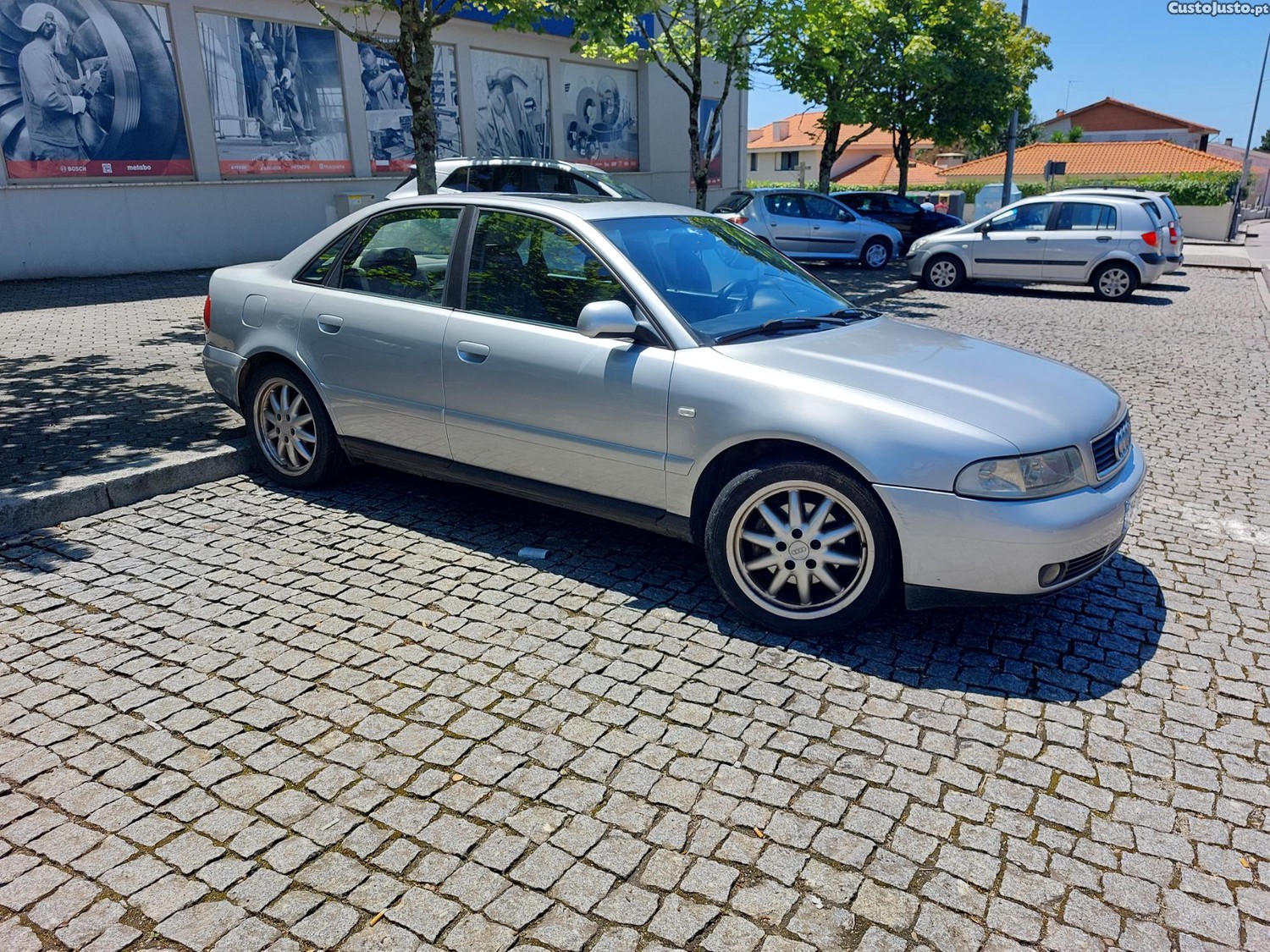 Audi A4 (B5) — fotografia 4