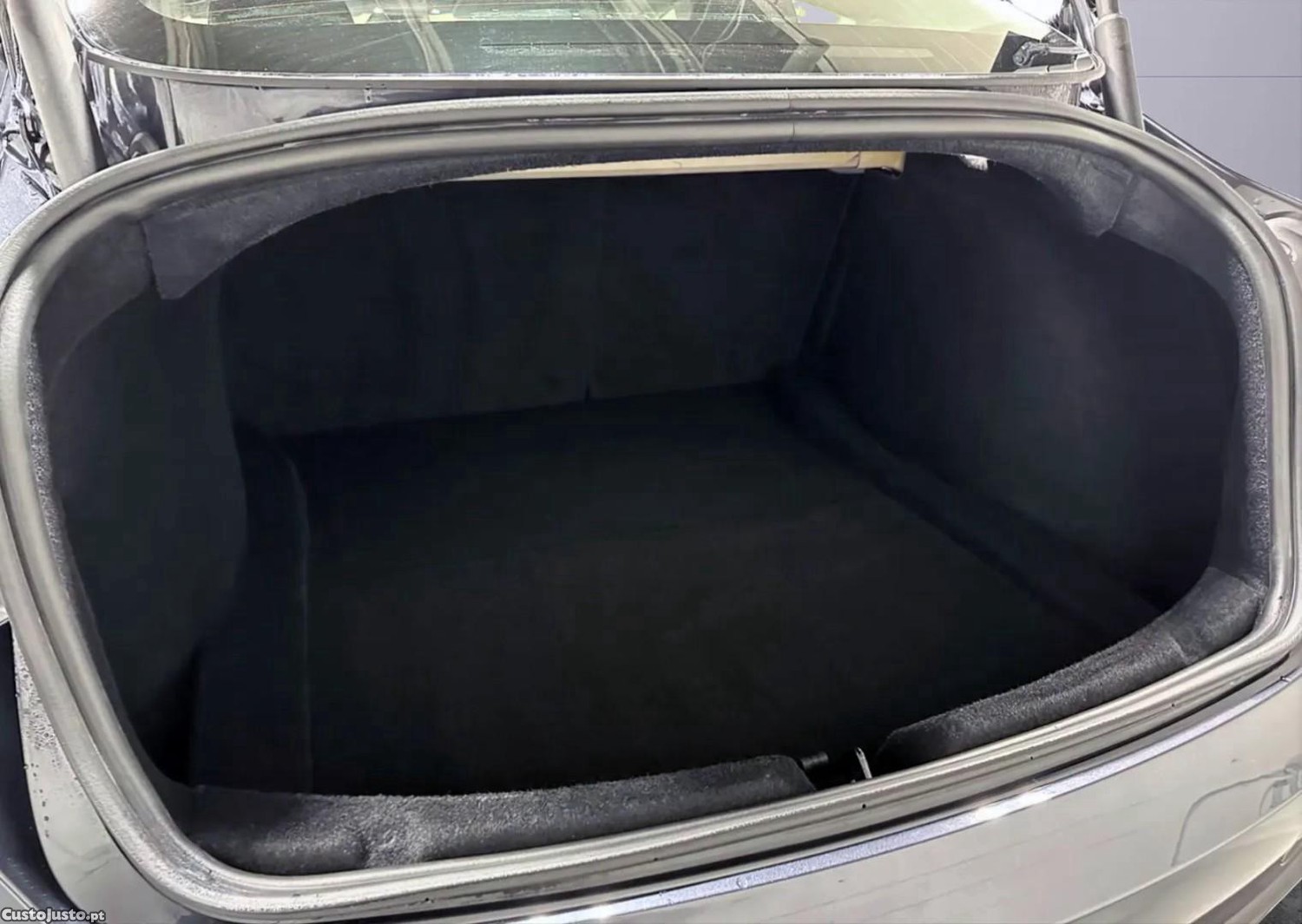 Tesla Model 3 Long-Range Dual Motor AWD — fotografia 5