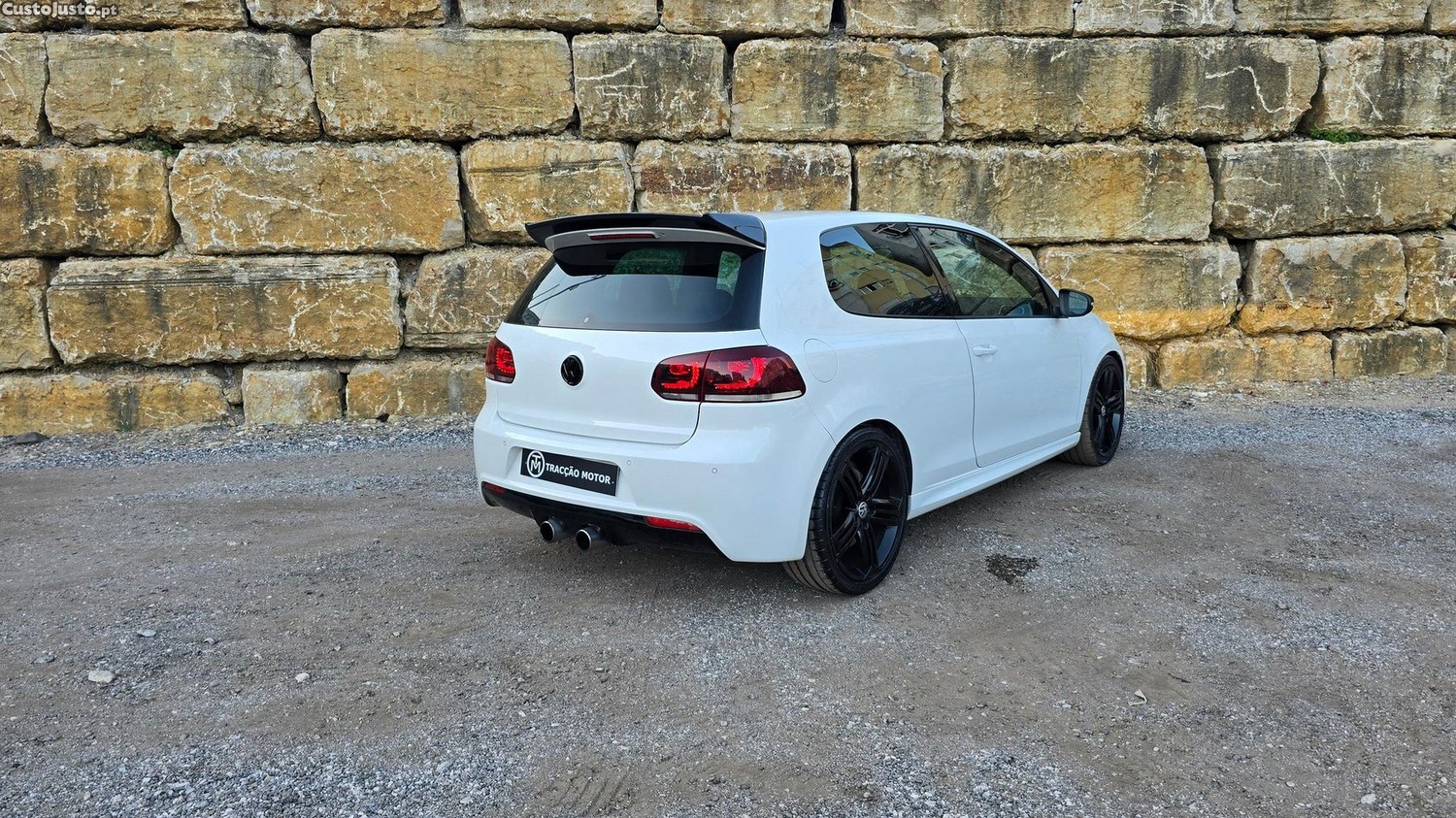 Volkswagen Golf R 2.0 TSI — fotografia 29