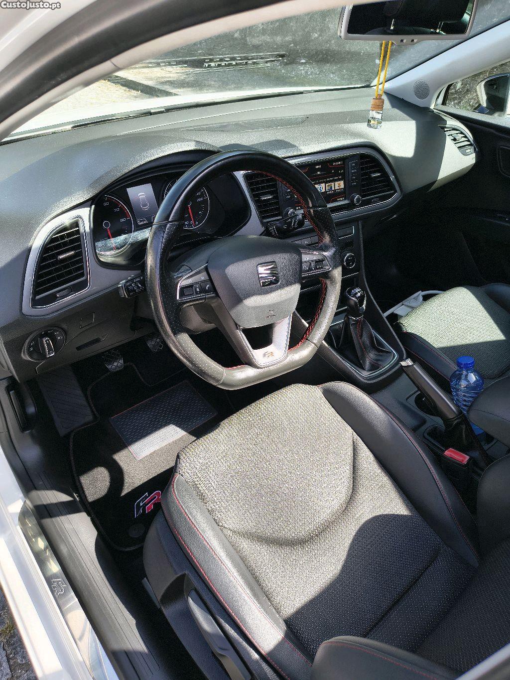 SEAT Leon ST FR — fotografia 2