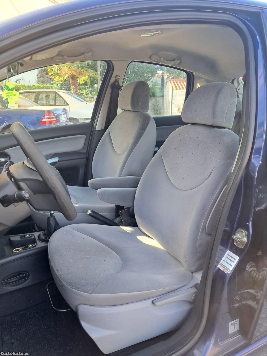 Citroën C3 1100 - 04 — photo 4