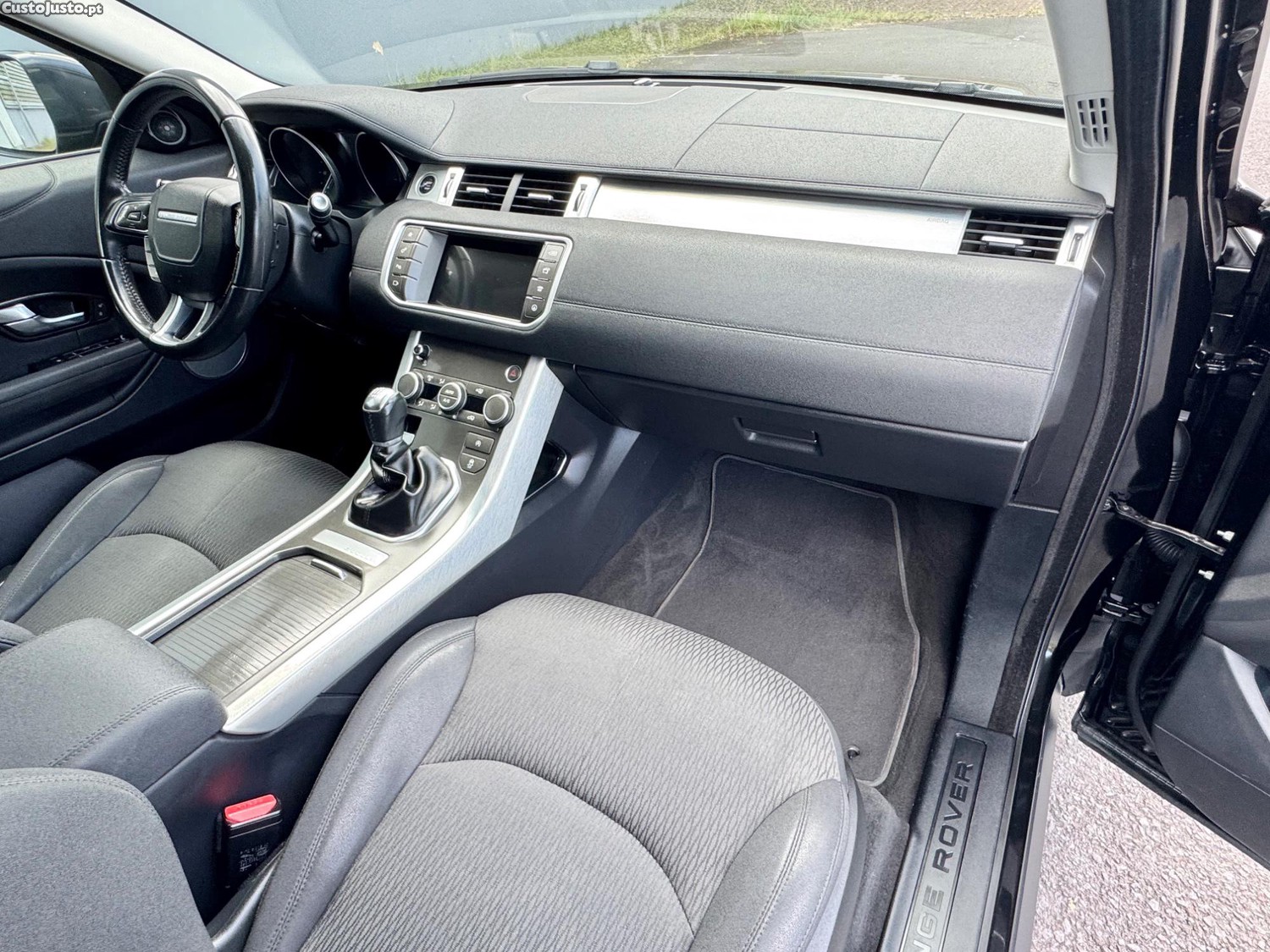 Land Rover Evoque 2.0 150CV Diesel Imaculado - 18 — photo 4