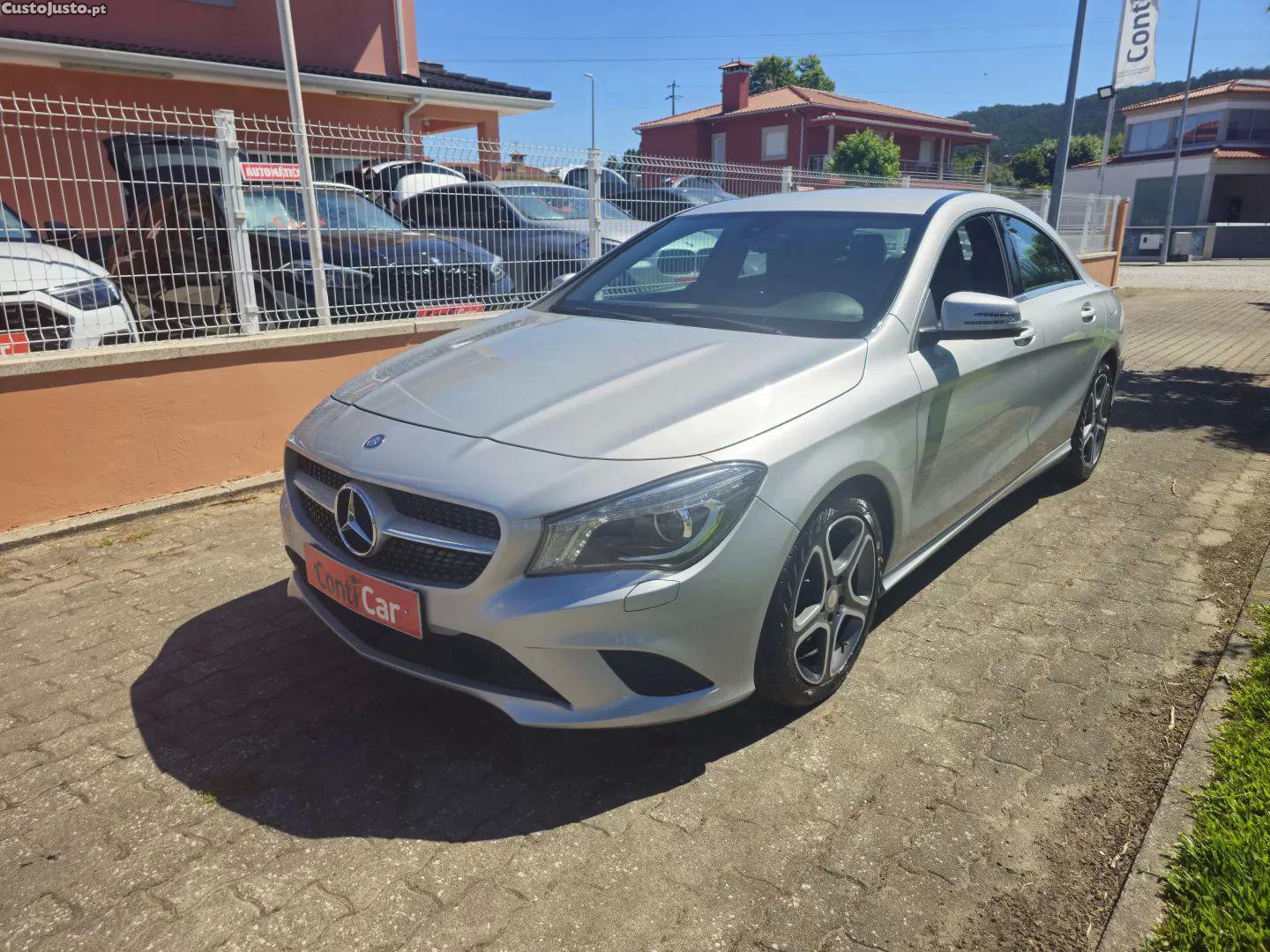 Mercedes-Benz CLA 180 D urban — fotografia 12