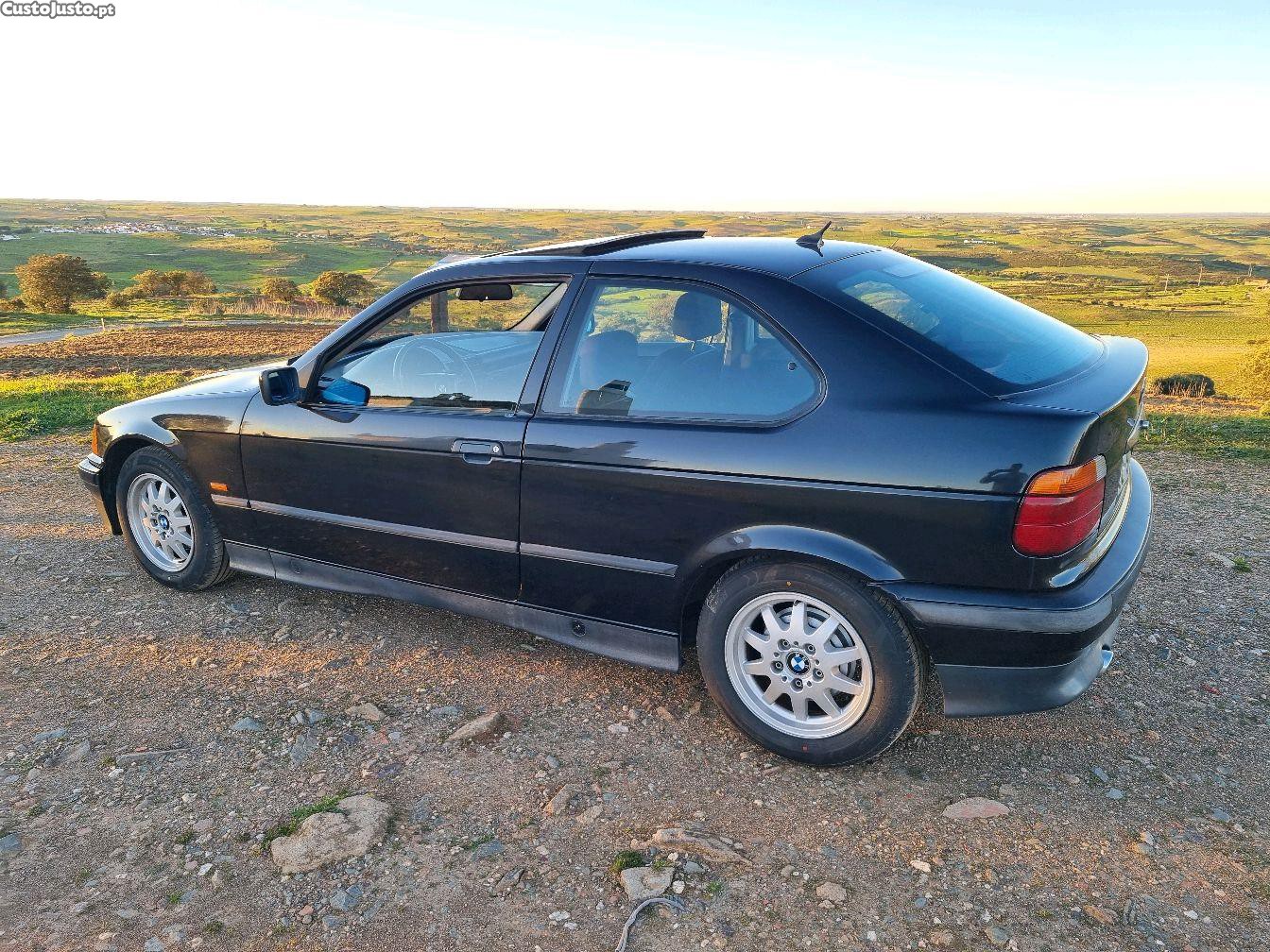 BMW 316 compact170 000km — fotografia 10