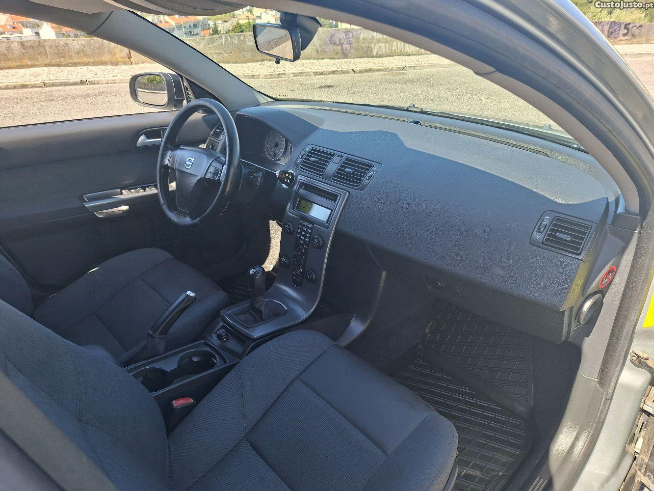 Volvo V50 1.6 Diesel 110cv Estimada — fotografia 4
