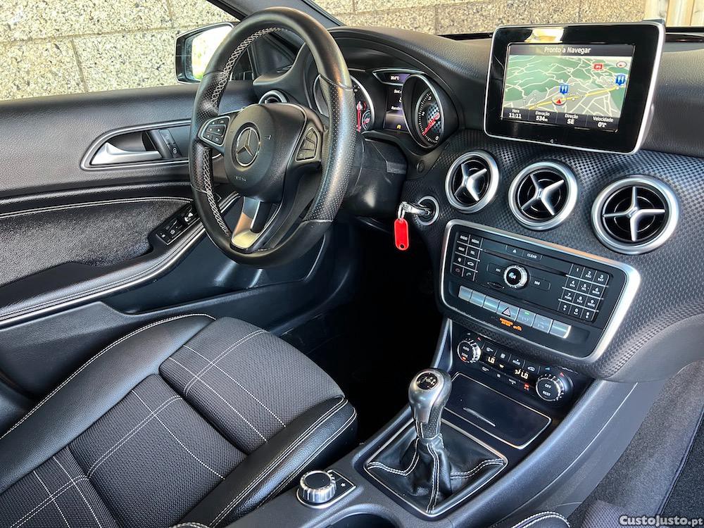 Mercedes-Benz A 180 d Urban GPS Camara — fotografia 4