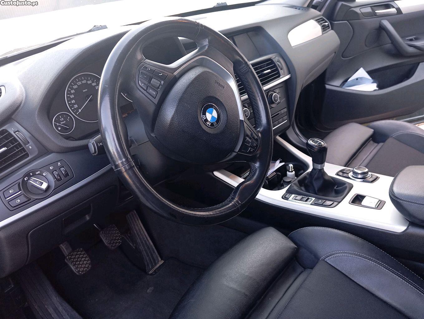 BMW X3 20 XDRIVE — fotografia 4