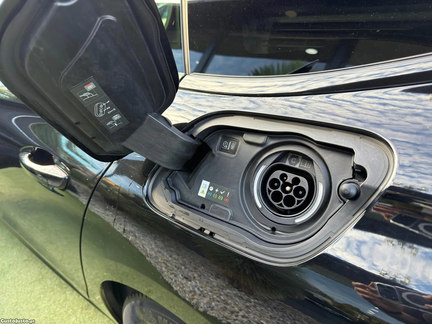Peugeot 508 1.6 Hybrid Allure e-EAT8 - 23 — photo 2
