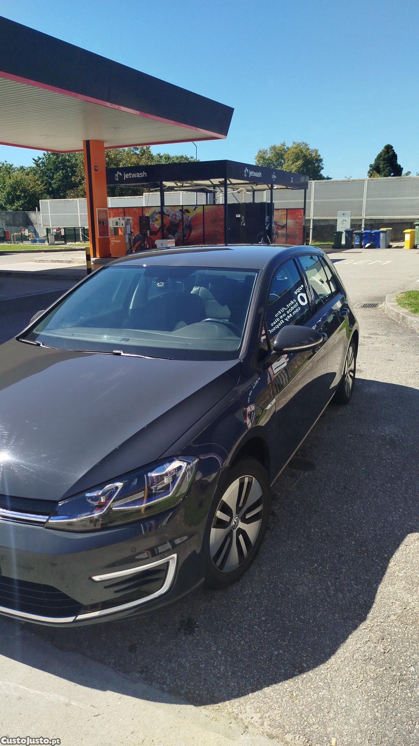 Volkswagen Golf e- — fotografia 3