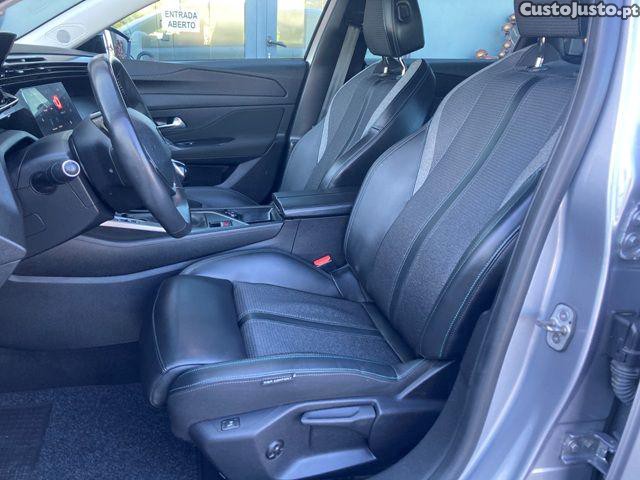 Peugeot 308 1.5 BlueHDi Active P — fotografia 4