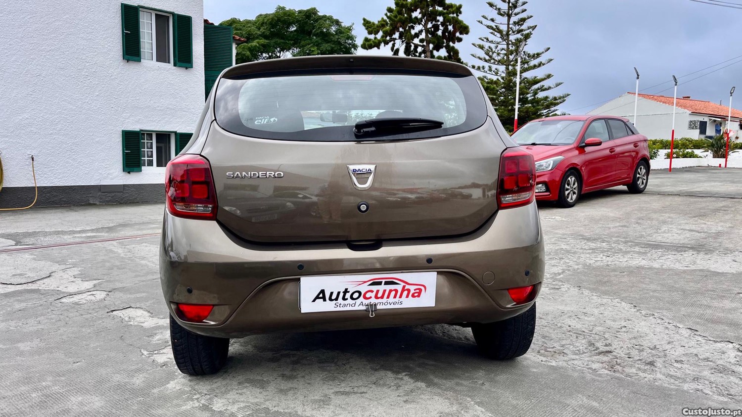 Dacia Sandero 1.0 SCe Essential — photo 5