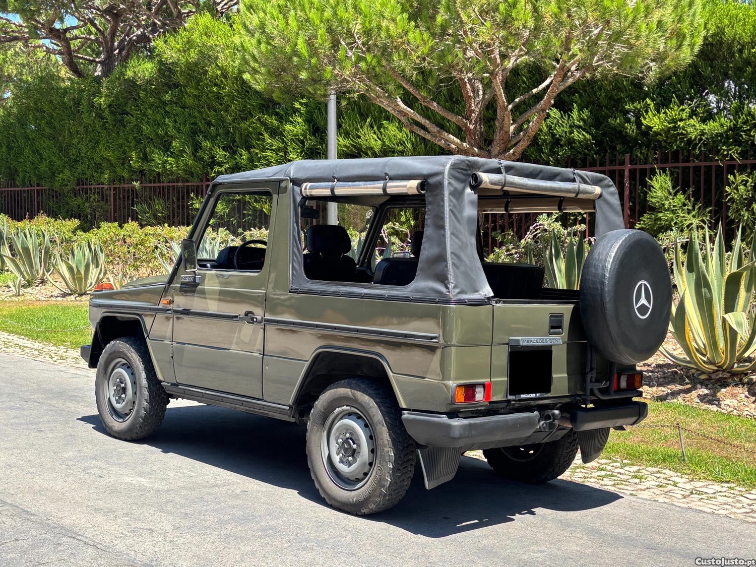 Mercedes-Benz G 240 GD Cabrio W460 — fotografia 6