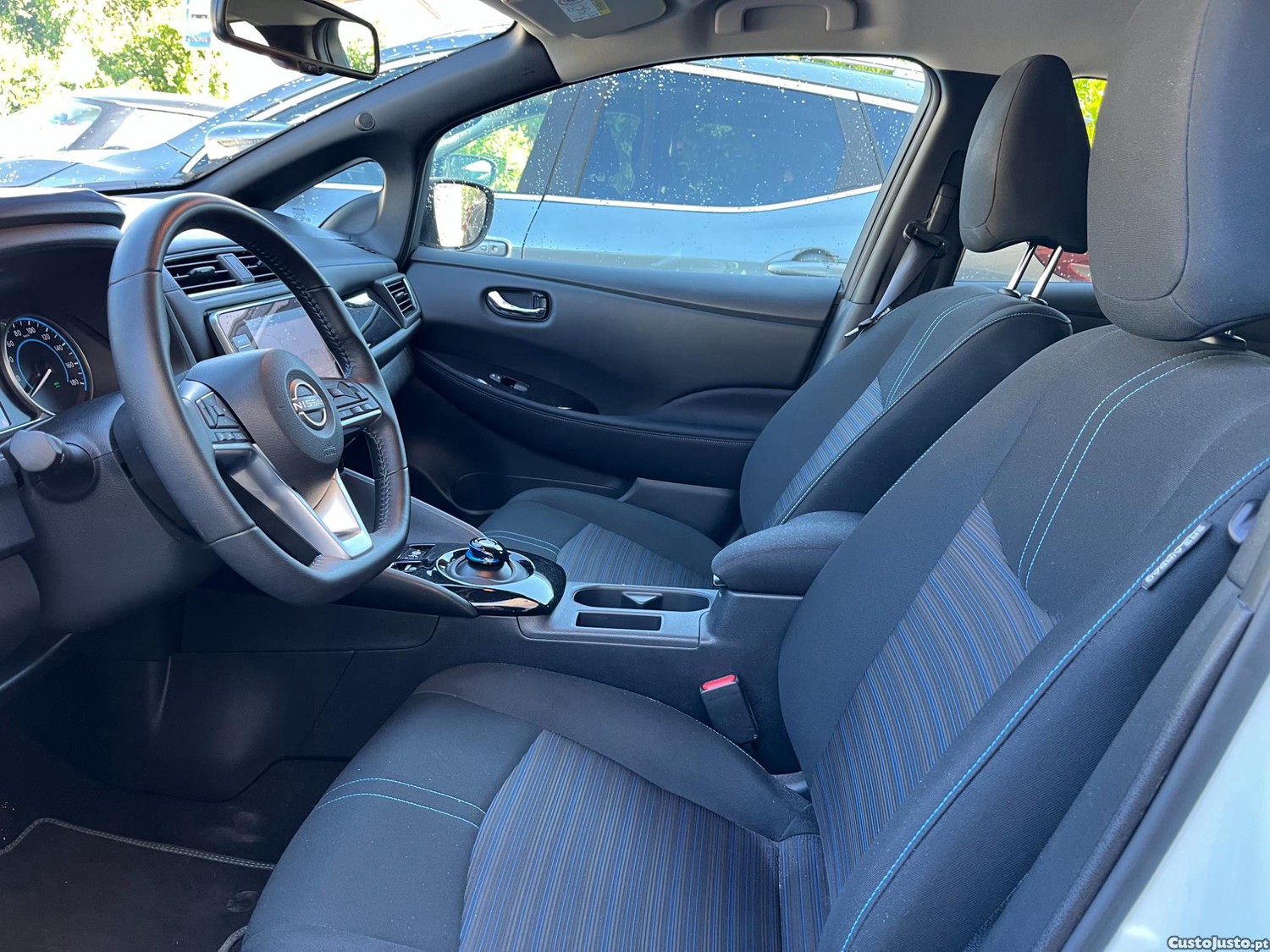 Nissan Leaf 100% ELÉTRICO 40KWs N-Connecta 150cv - Full Extras-Nacional-DEDUZ IVA - 25 — photo 5