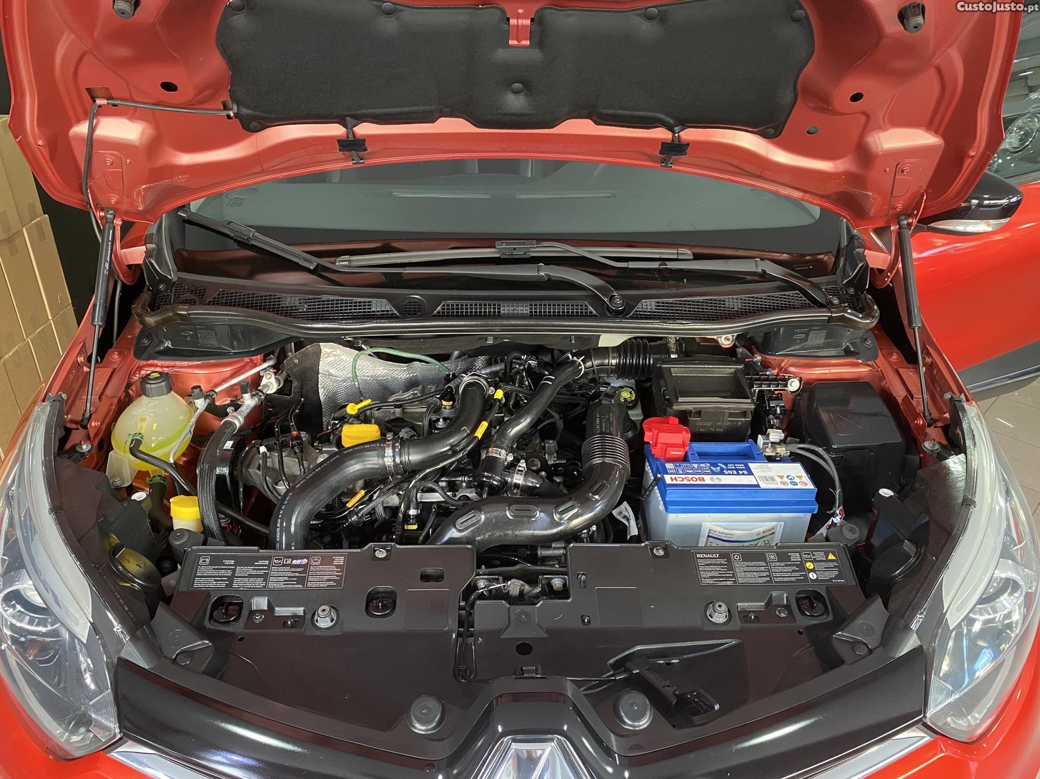 Renault Captur 1.2 Itens Energy - 15 — photo 2