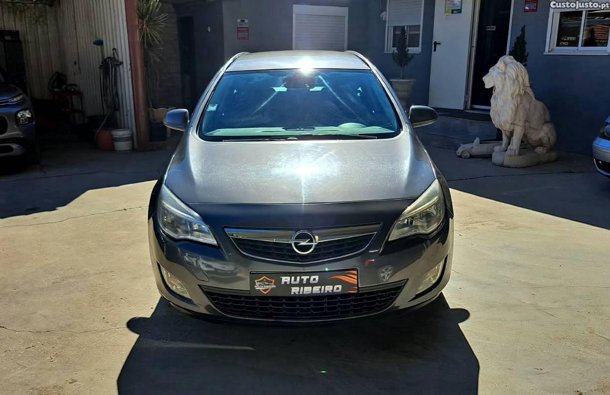 Opel Astra 1.3 CDTi Cosmo — photo 5