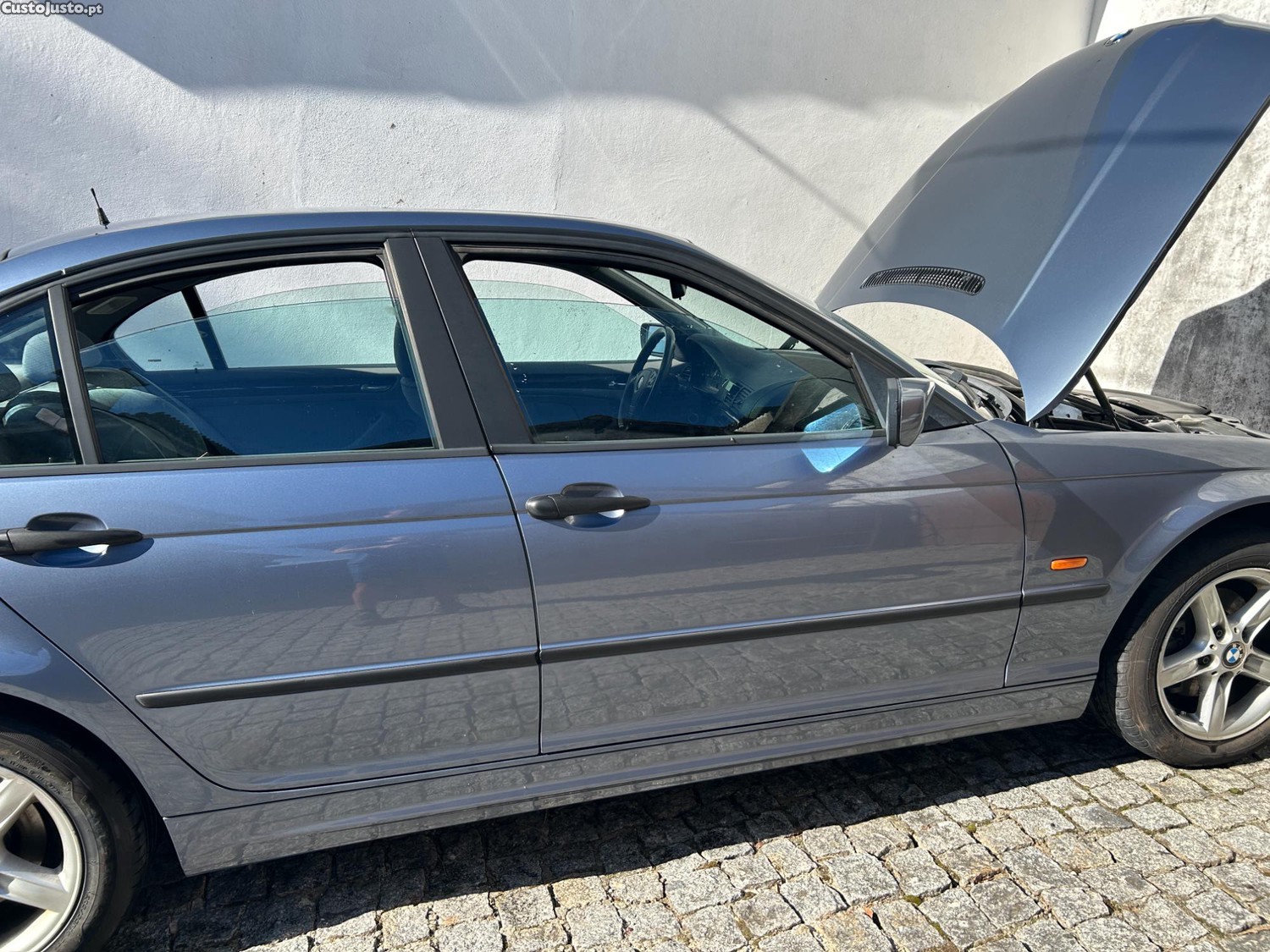 BMW 320 320D — photo 2