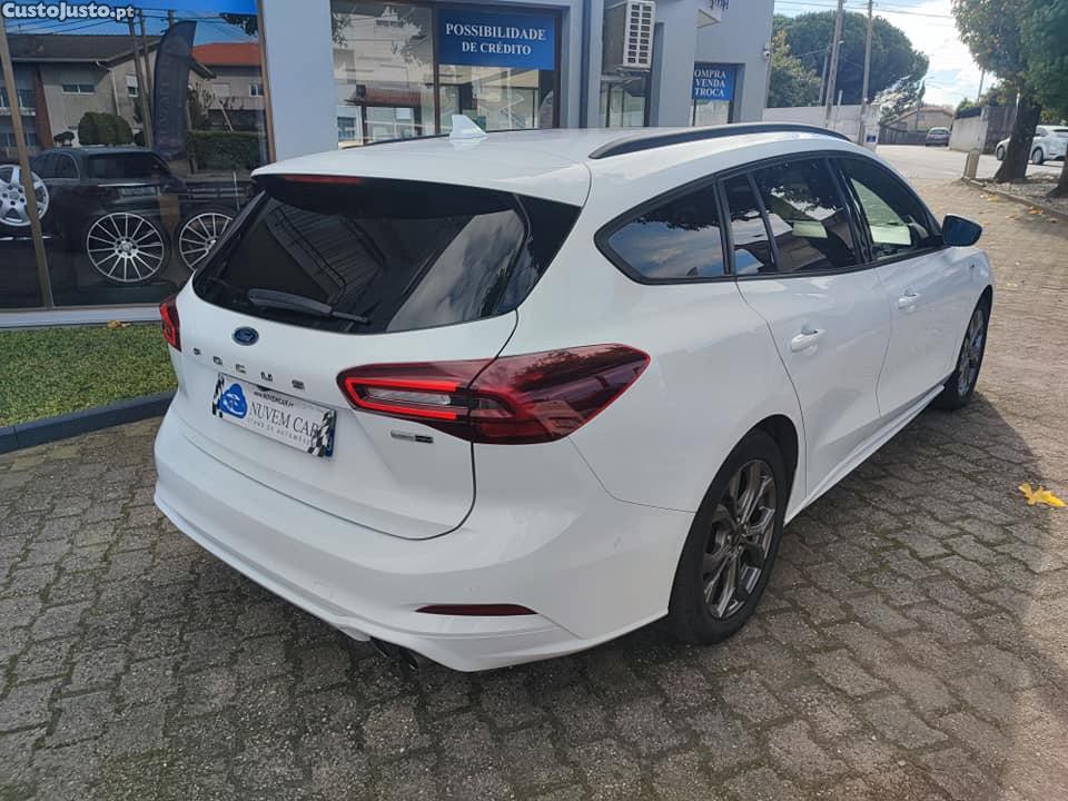 Ford Focus ST-Line 1000CC 125 Cv´s — fotografia 3