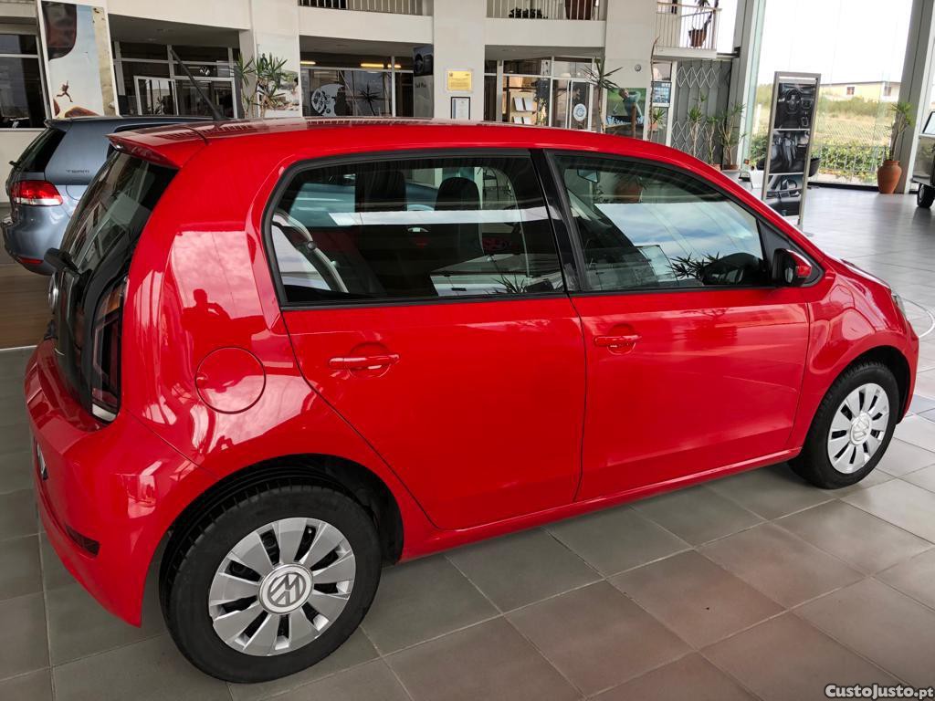 Volkswagen Up! 1.0 HATCHBACK 5PTS — fotografia 6