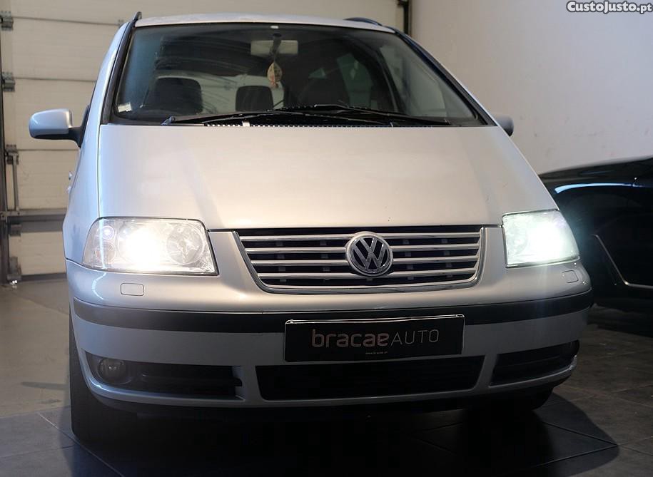 VW Sharan 1.9 TDi Highline ACD — photo 3