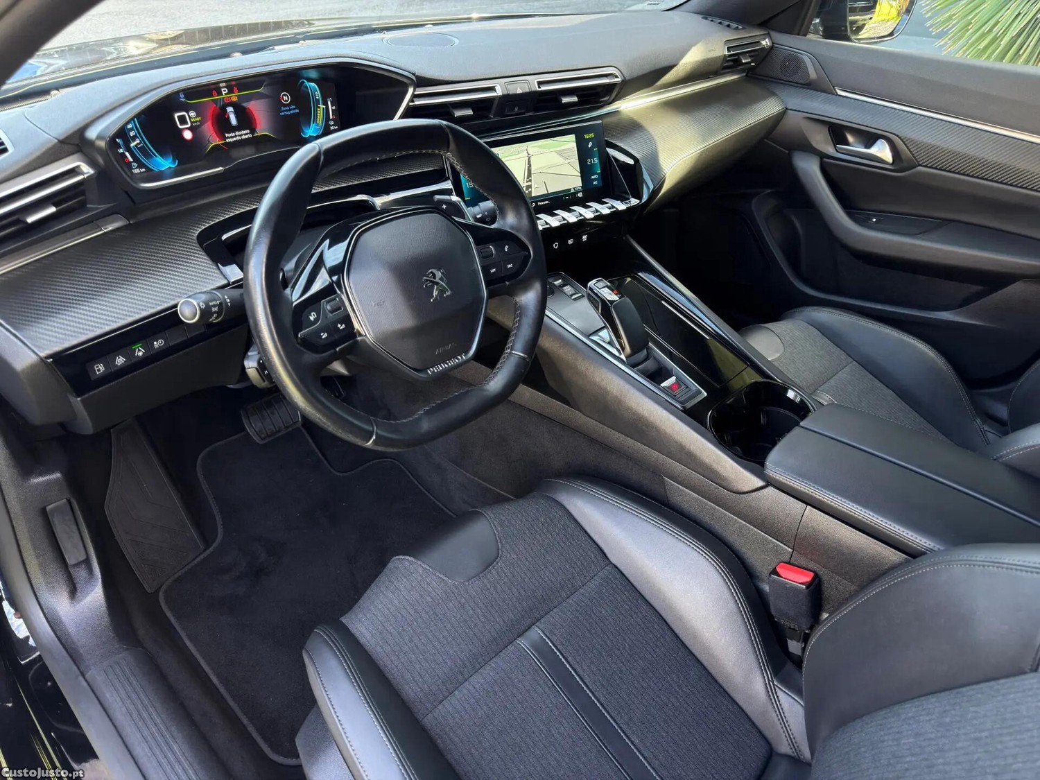 Peugeot 508 1.6 Hybrid Allure e-EAT8 - 23 — photo 3