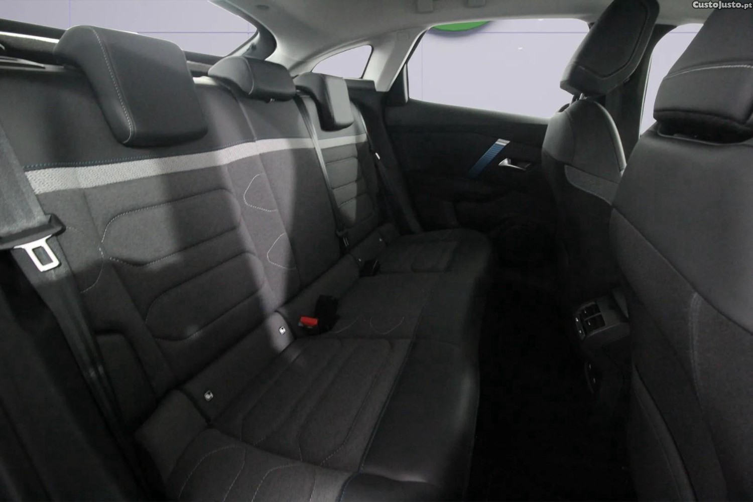 Citroën e-C4 50 kWh Feel Pack — fotografia 2