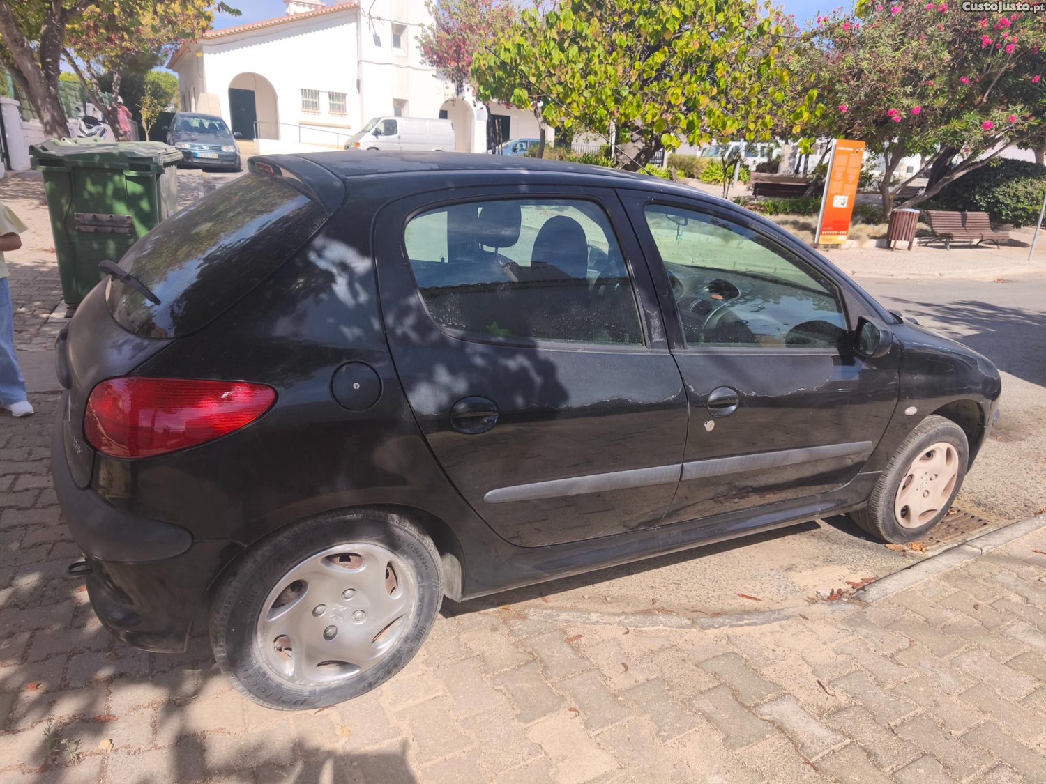 Peugeot 206 F — photo 4