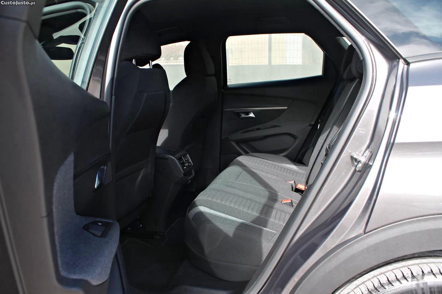 Peugeot 3008 1.6 hybrid active pack e-eat8 — fotografia 6