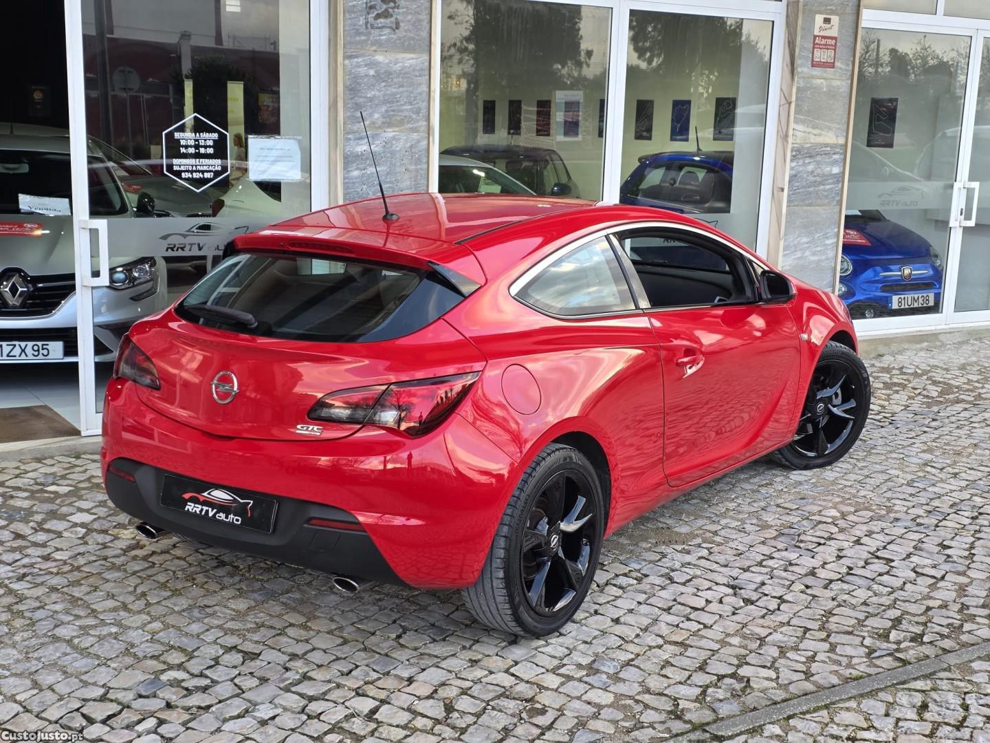 Opel Astra 1.6 T S/S J20 — fotografia 21