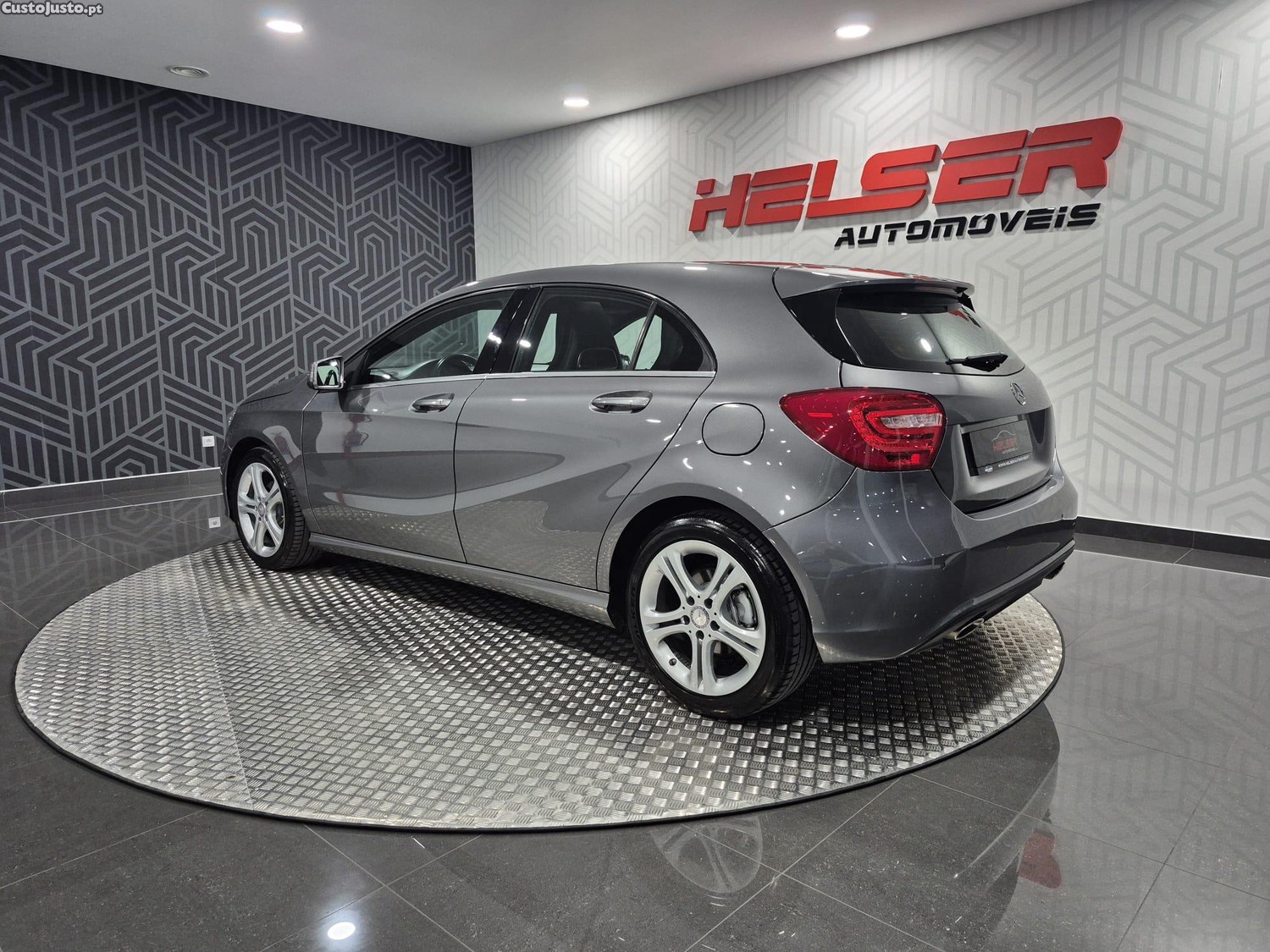 Mercedes-Benz A 180 d Urban — fotografia 4