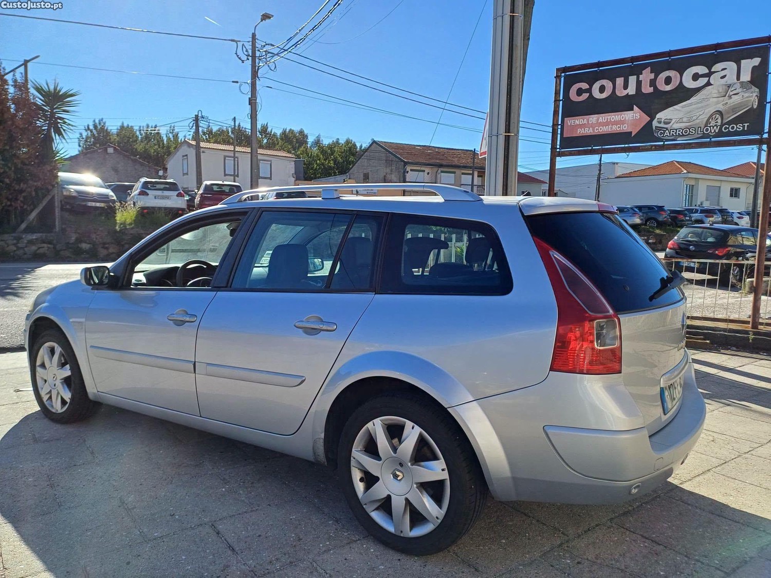 Renault Mégane Diesel 5 Lug   Cx 6 ( Viatura Nacional  ) — photo 2
