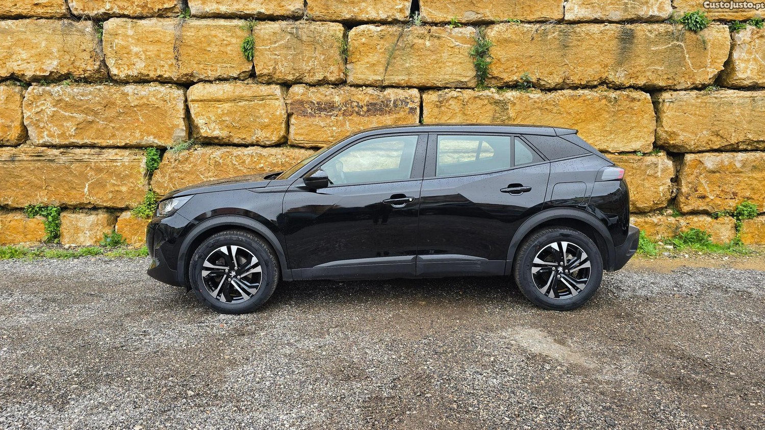 Peugeot 2008 1.5 BlueHDi Active — photo 3