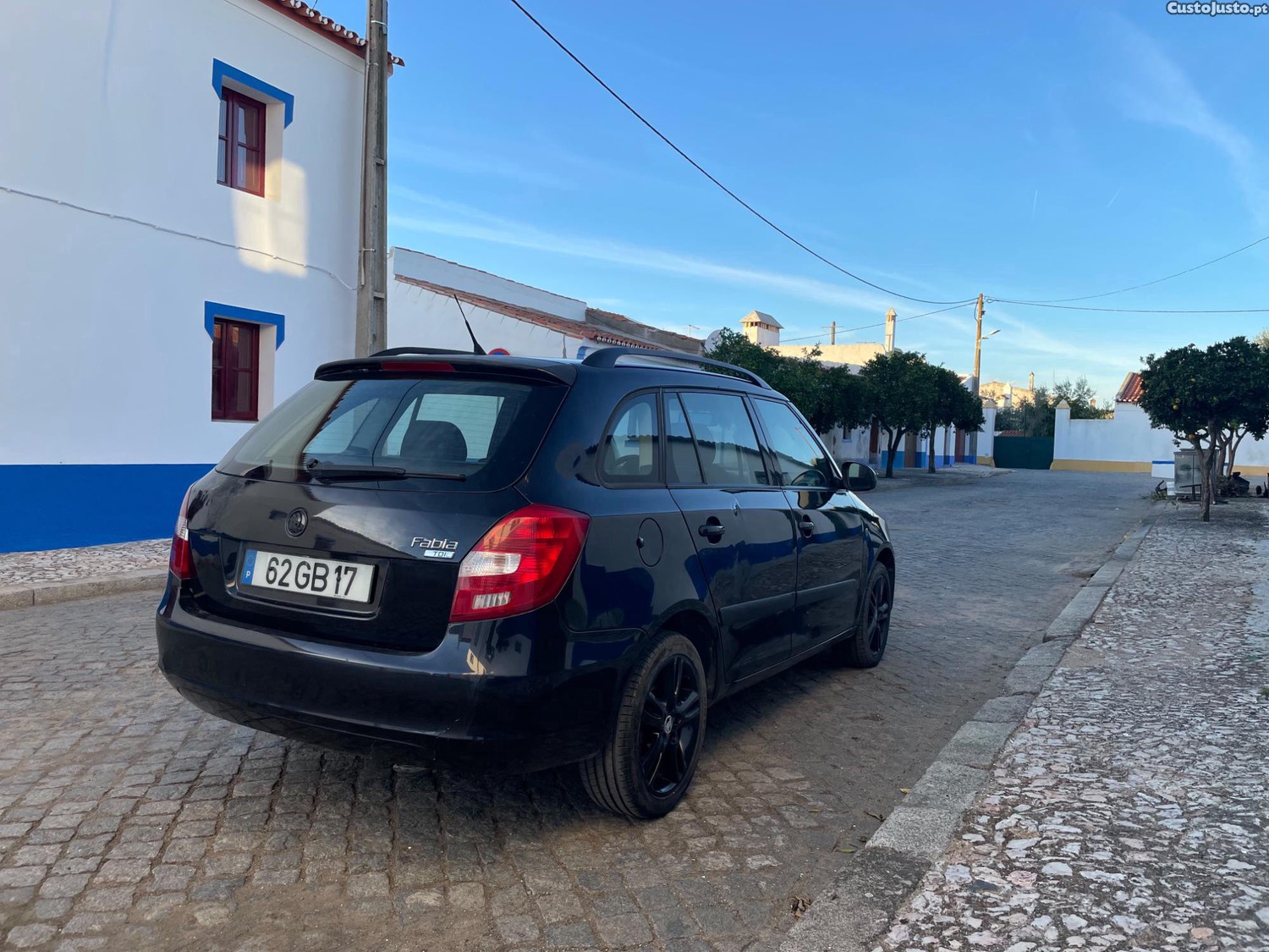 Skoda Fabia Confort — photo 5