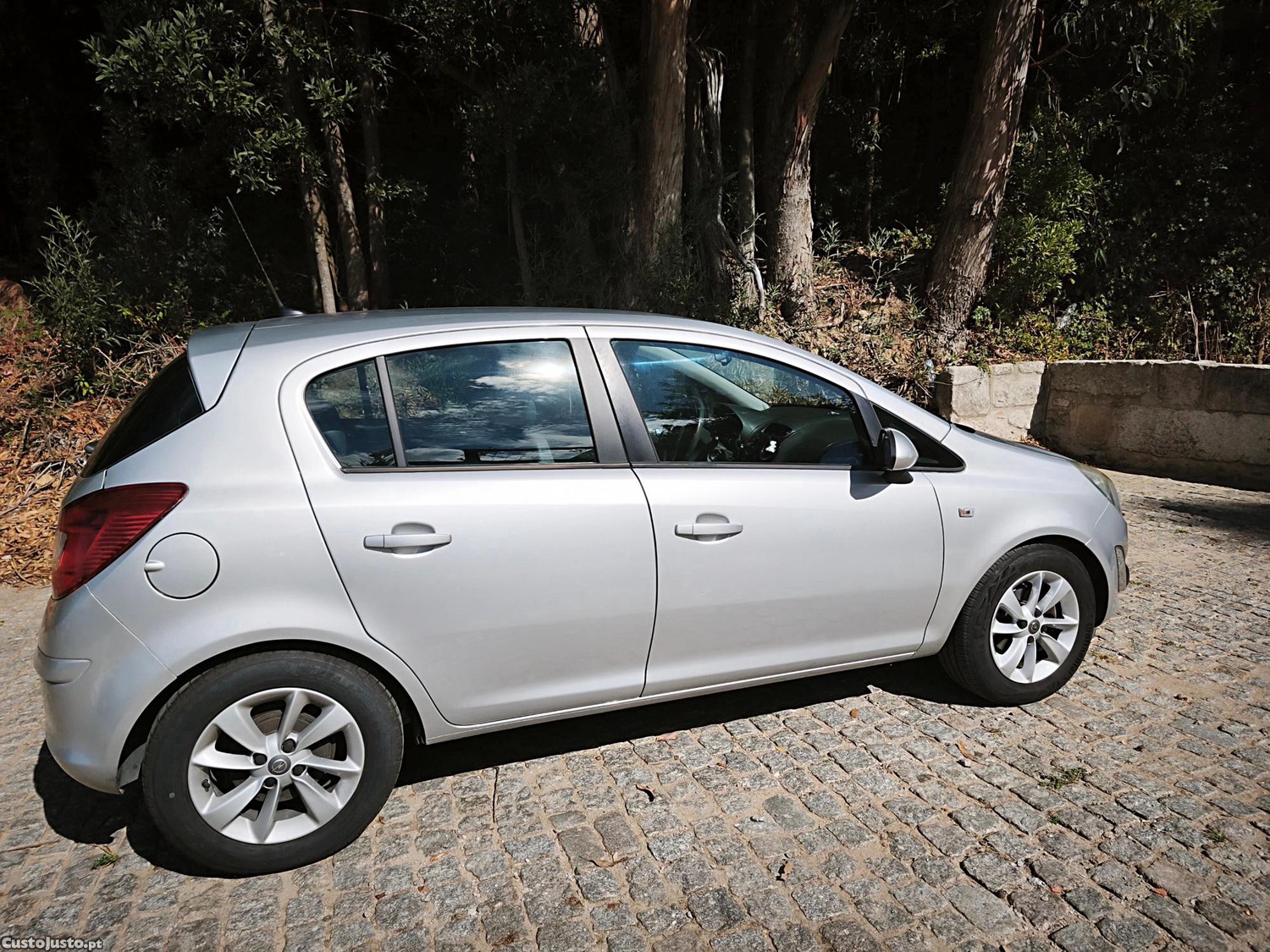 Opel Corsa 1.3 CDTi EcoFlex — photo 2