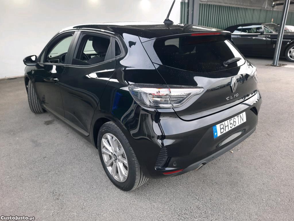 Renault Clio 1.0 TCe Evolution Bi-Fuel 101cv — photo 5