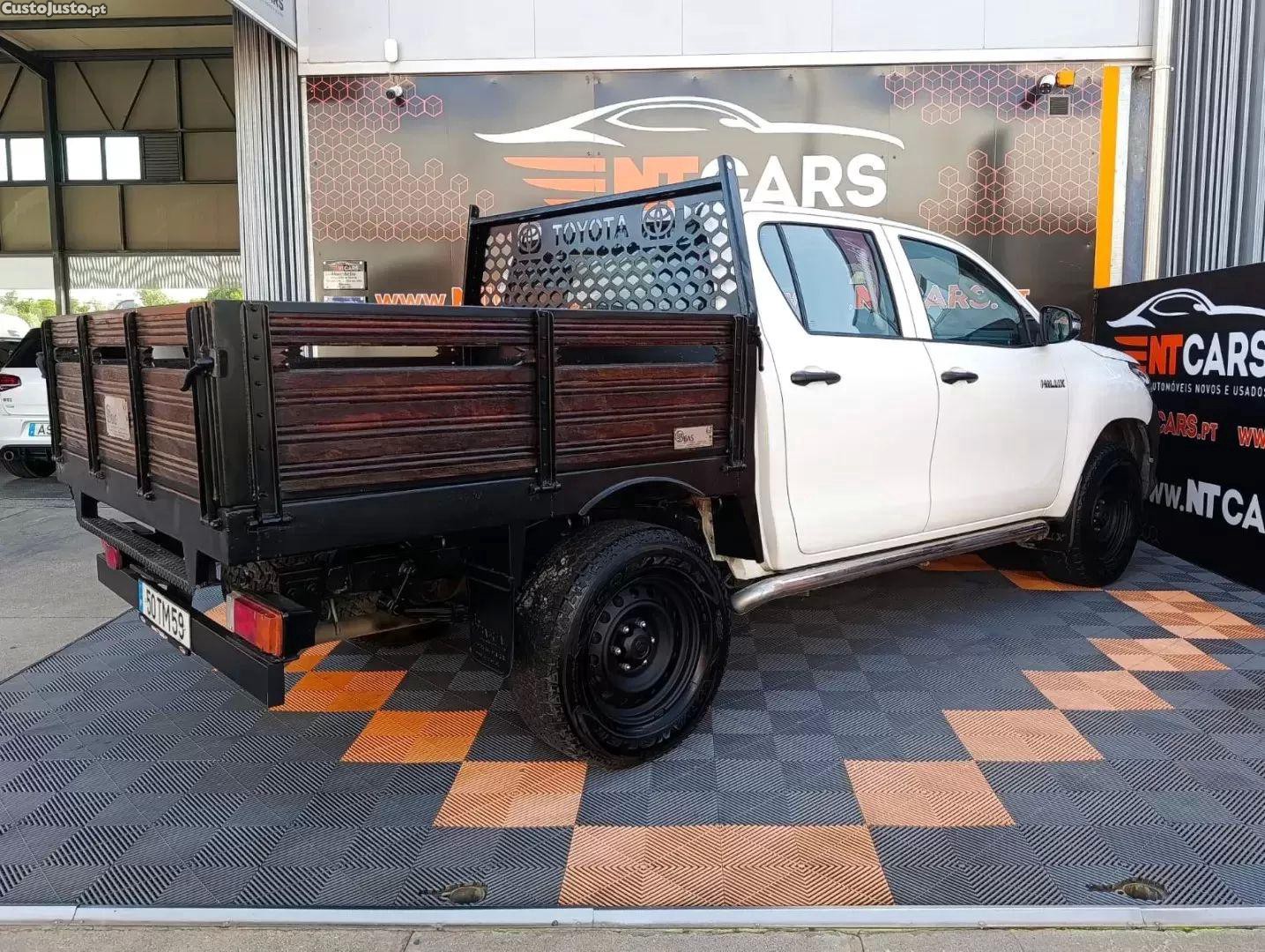Toyota Hilux 2.4 d-4d 4wd cd chv — fotografia 18