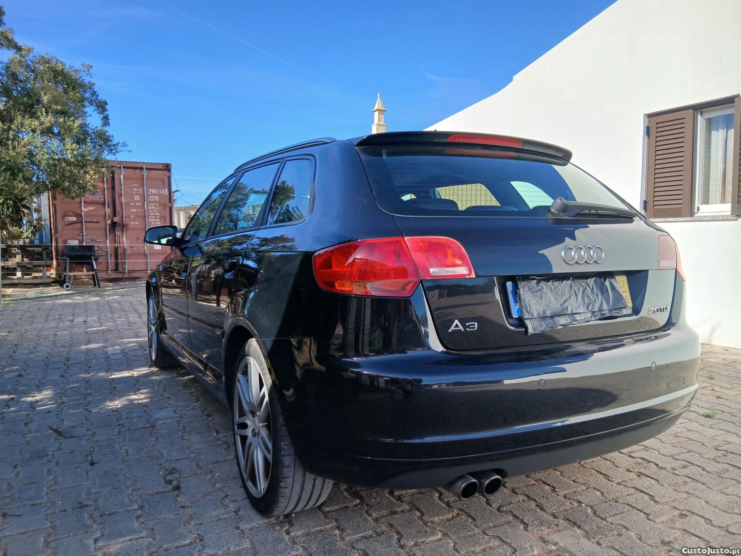 Audi A3 Sportback S-line DSG — photo 3
