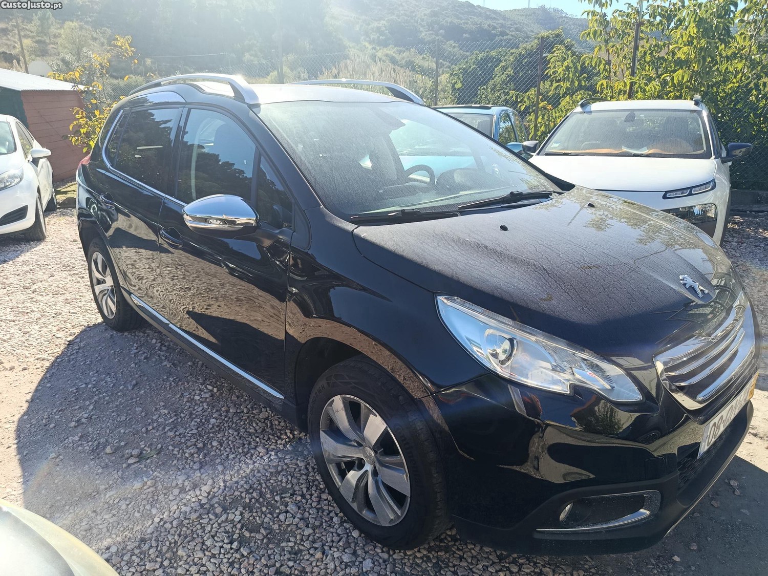 Peugeot 2008 1.2 Pure Teach Allure — photo 3