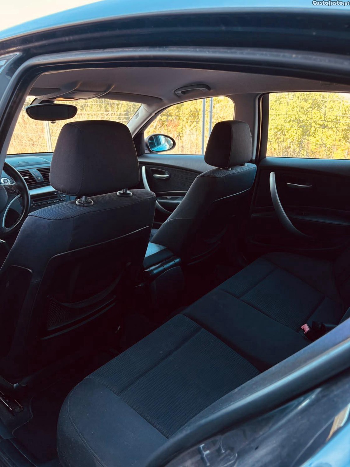BMW 118 118d — photo 5