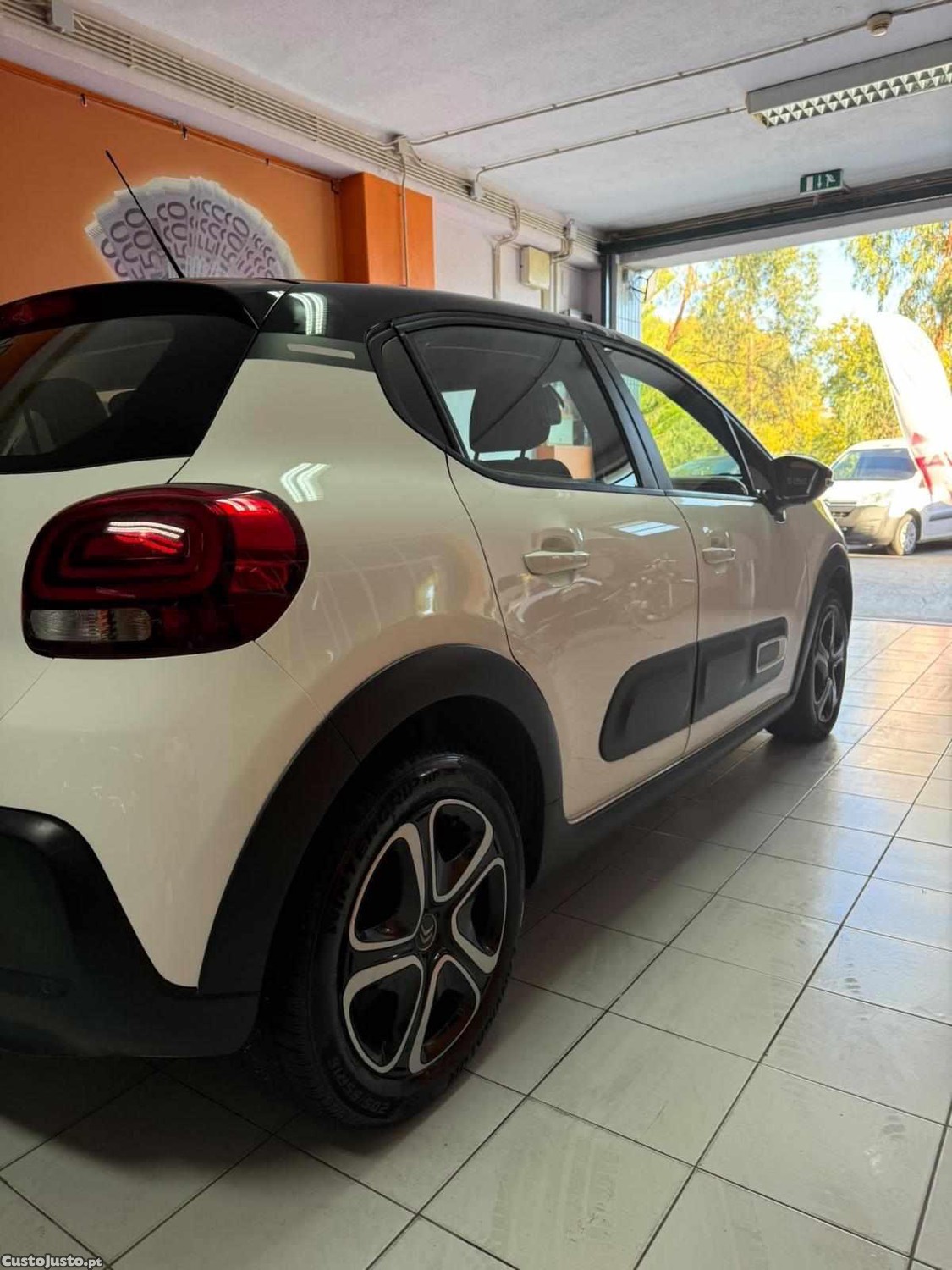 Citroën C3 1.2 PureTech - 21 — photo 3