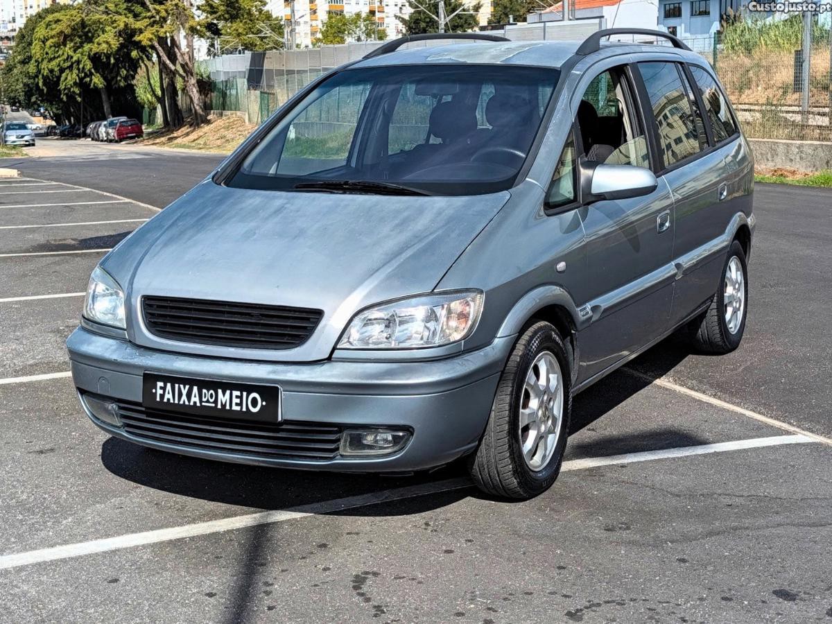 Opel Zafira 2.0 DTI Elegance 100CV — fotografia 10