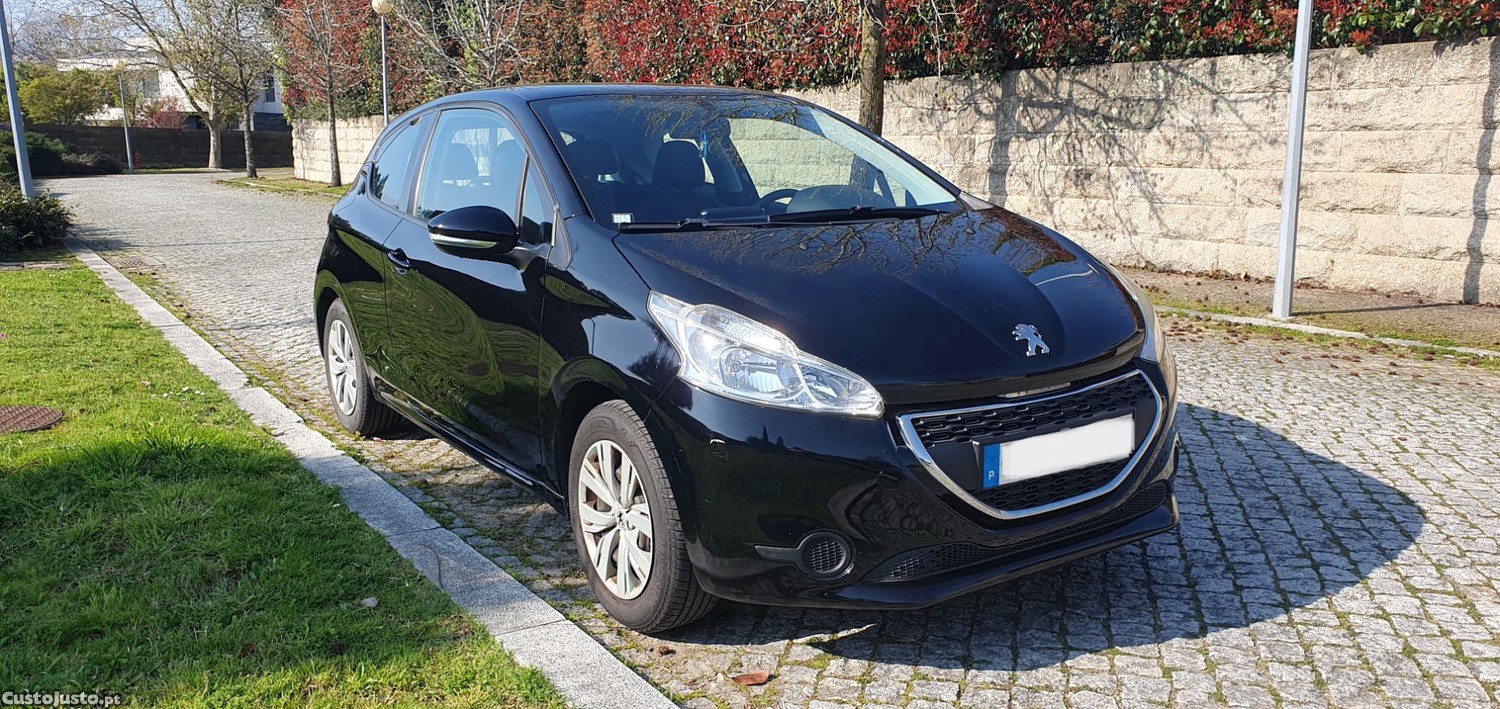 Peugeot 208 1.2 VTi Active — photo 2